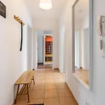 Am Bauhausmuseum * Dessau-Rosslau