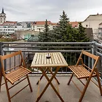 Am Bauhausmuseum *