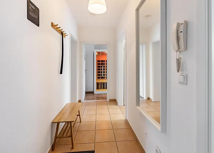 Am Bauhausmuseum * Dessau-Rosslau