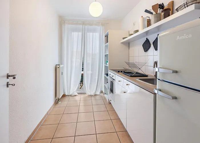 Am Bauhausmuseum * Dessau-Rosslau